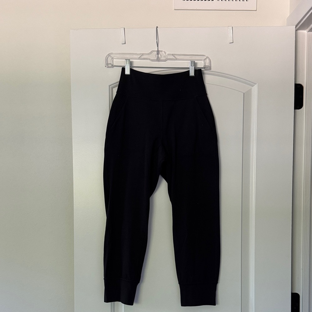 lululemon Capri NWOT